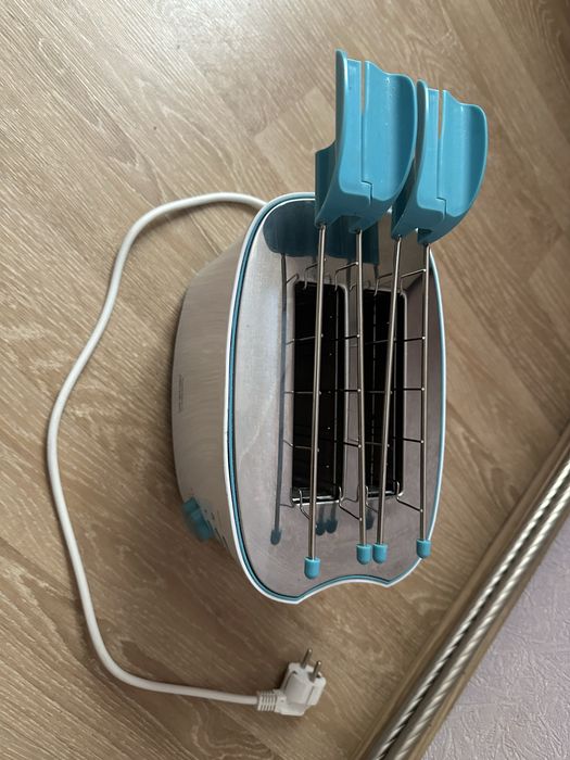 Продам тостер 650w