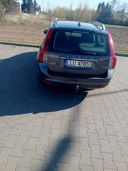 Volvo V50