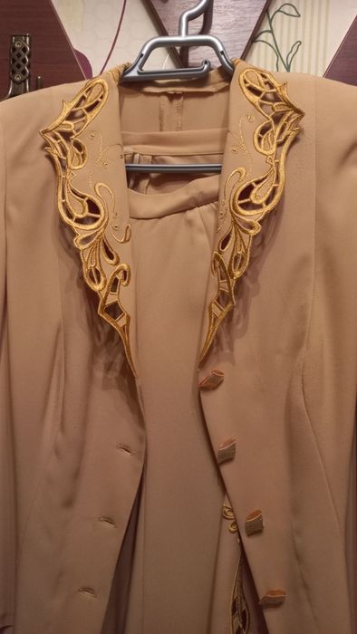 Женское нательное белье,нарядный костюм