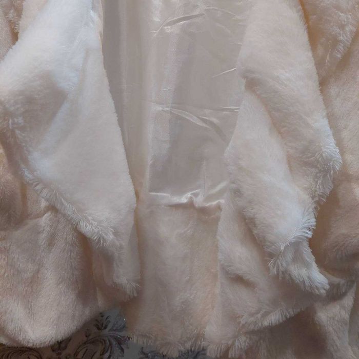 накидка з штучного хутра