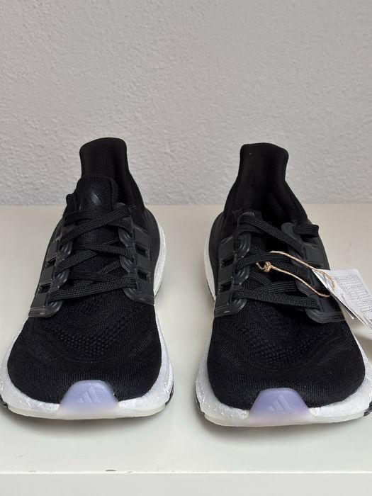 Adidas Ultraboost Light Pretos Mulher (36 e 2/3)
