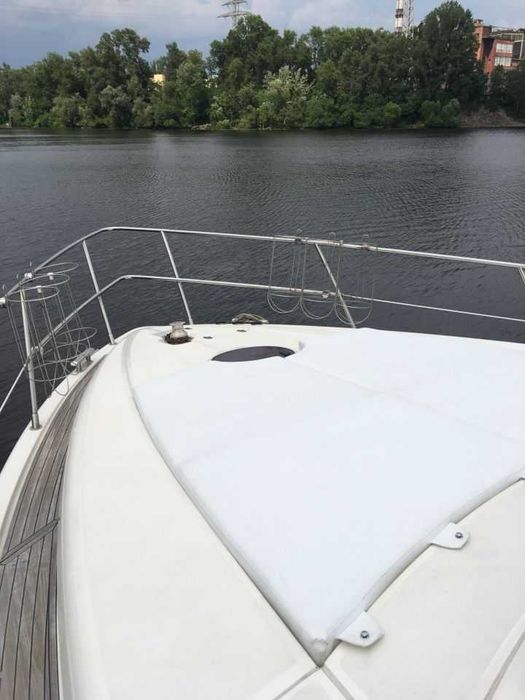 Продам яхту Azimut 46E 2007