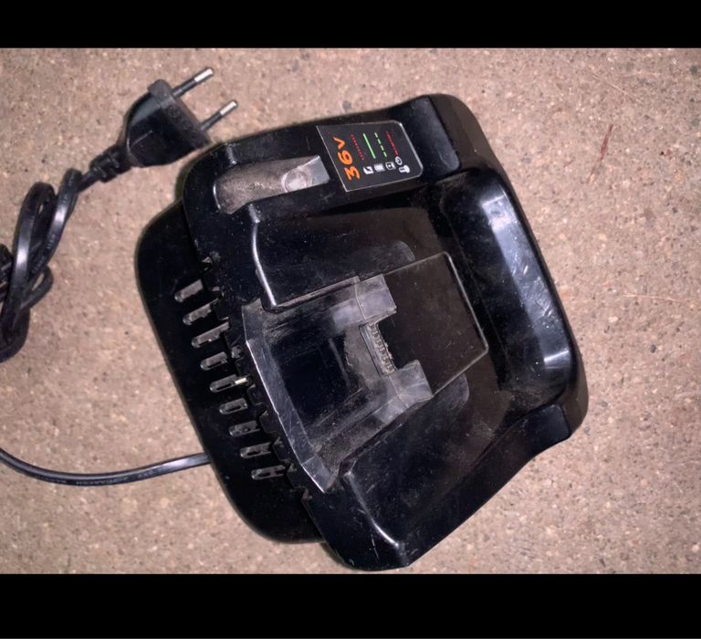 Ładowarka Black&Decker 36 v