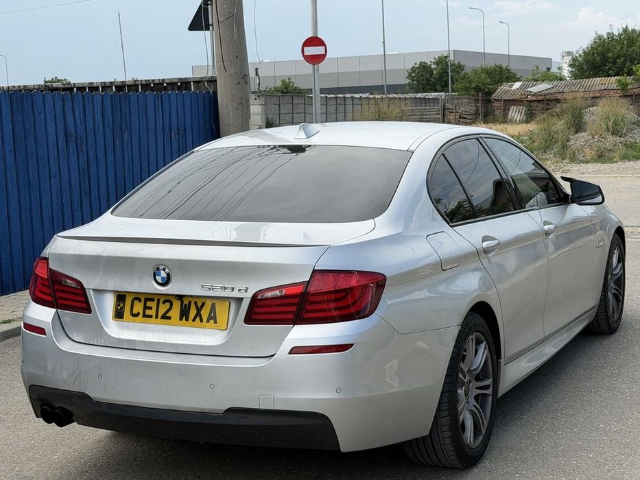 Bmw f10 2.0D 2012 год