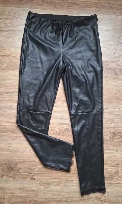 Czarne skórzane spodnie z koronką elastyczne 42 wysoki stan
