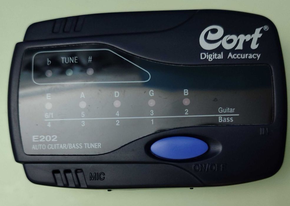 AFINADOR Guitarra Automatico Cort E202