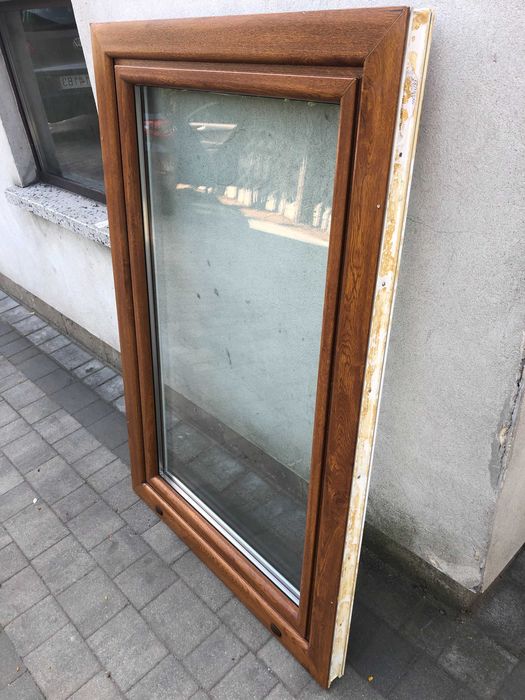 używane okno pcv  135 wys/88szer