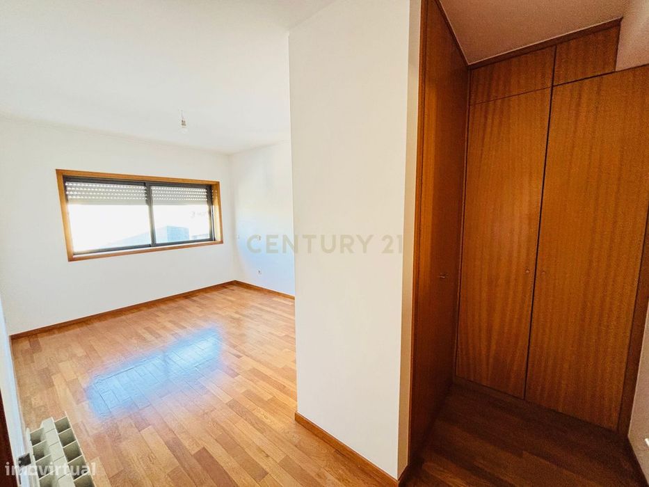 Apartamento T3 Moderno - Padrão da Legua