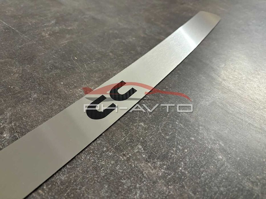 Накладка на задній бампер VW Passat CC нержавійка хром