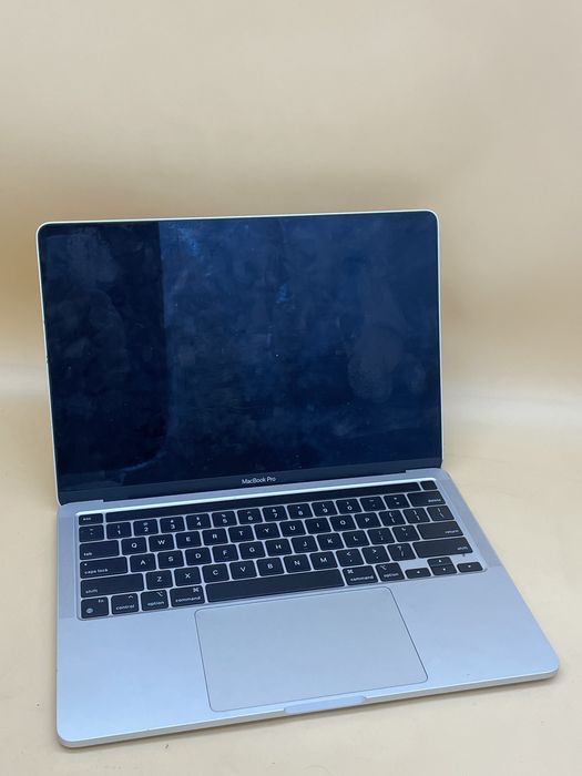 Macbook pro 2020 m1 як не робочий