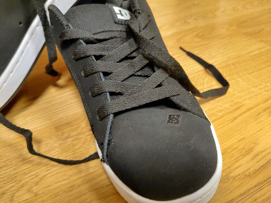 Кросівки  взуття Dcshoecousa 37 оригінал нові