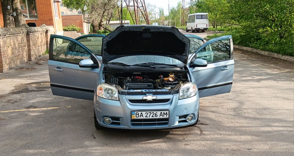 Продам Авео от первого хозяина 160тыс.
