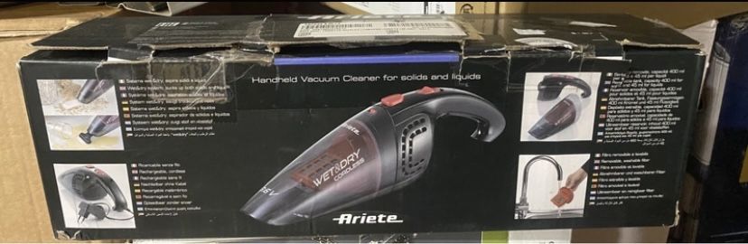 Mini Aspirador ARIETE 2474 Wet&Dry (3.6 V - Autonomia 12 min - 400 ml)