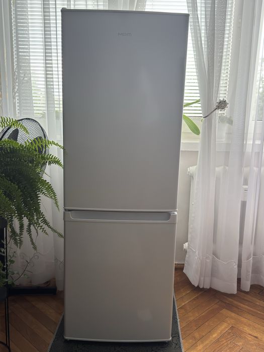 Lodowka MPM 142 cm jak nowa