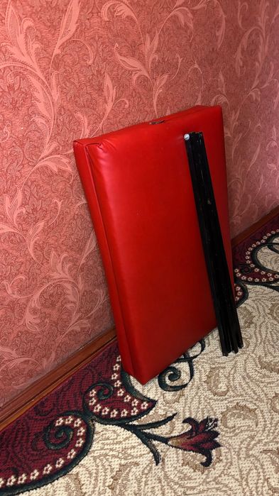 Терміново! Кушетка + лампа з лупою