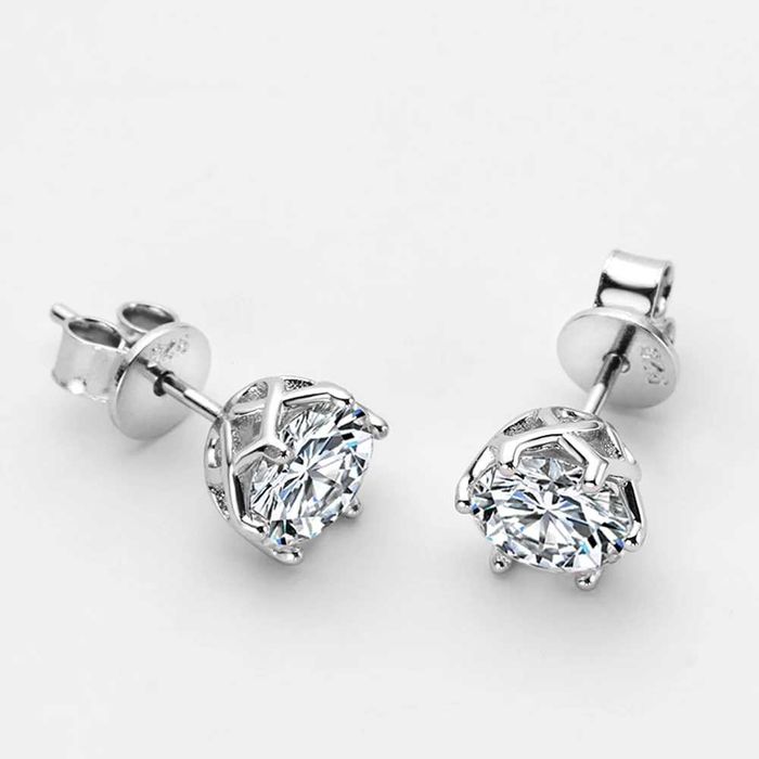 Сережки цвяшки \ пусети з муасанітами 6.5 мм. Сертифікат
