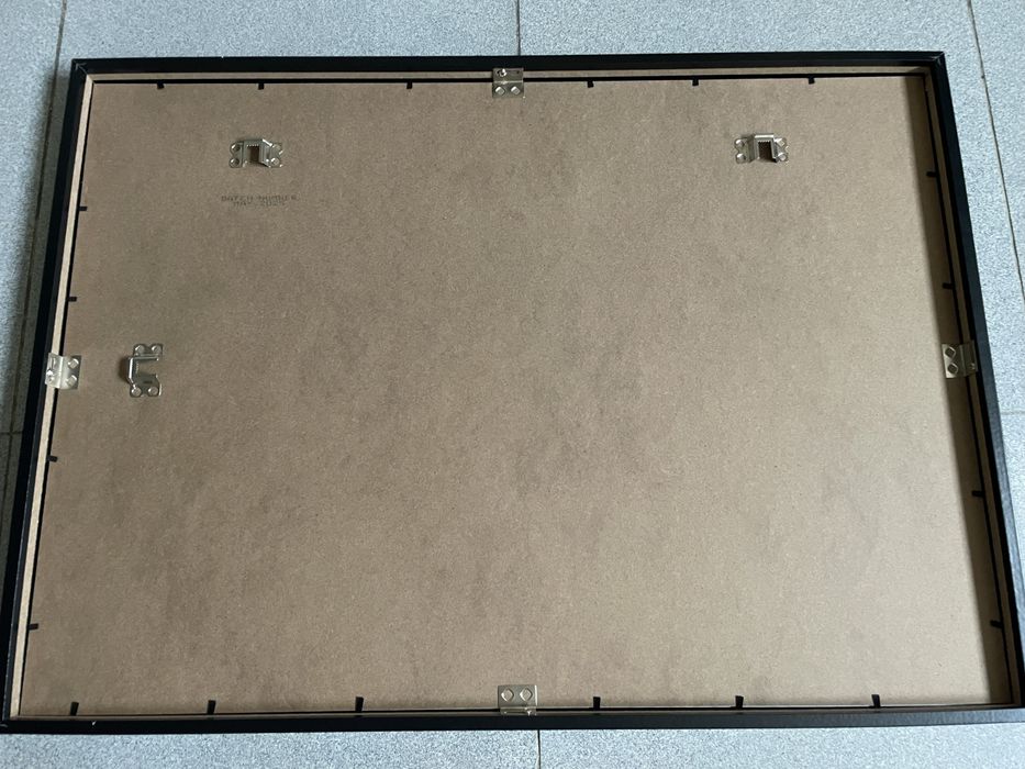 Decoração parede puzzle com moldura