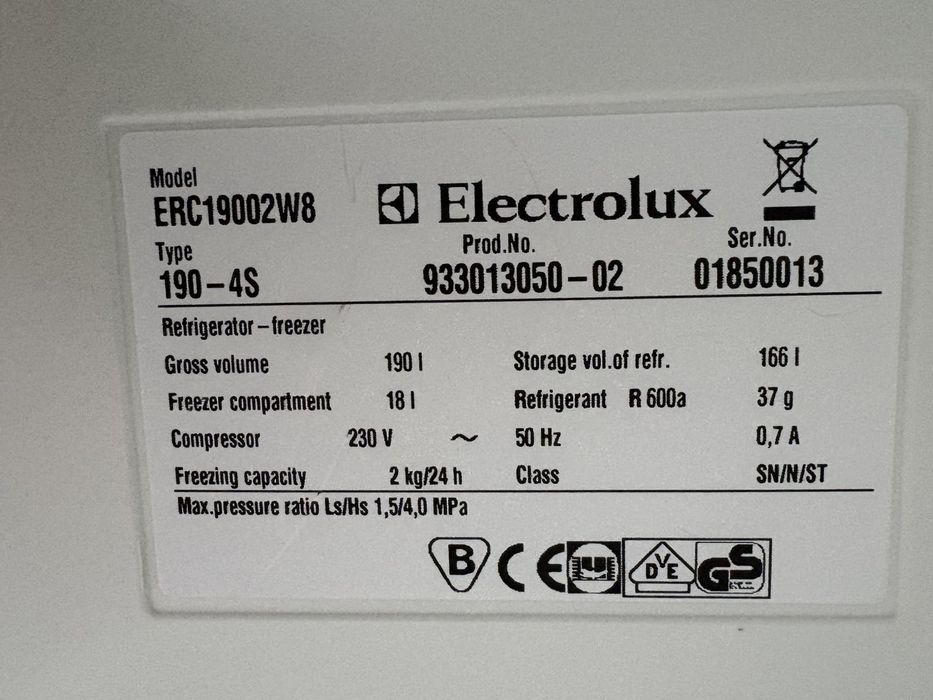 Холодильник Electrolux ERC19002W8 з морозилкою (А310301)
