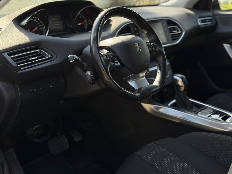 Peugeot 308 allure auto