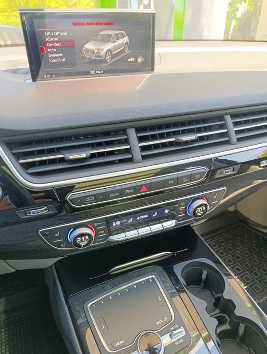 Ауді Q 7,пневмо,сама повна комплектація!!!