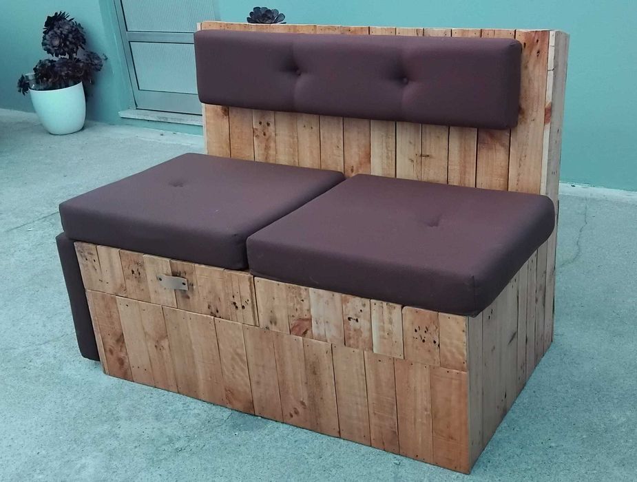 Sofá em Paletes Artesanal Extensivel - 130€ Negociáveis