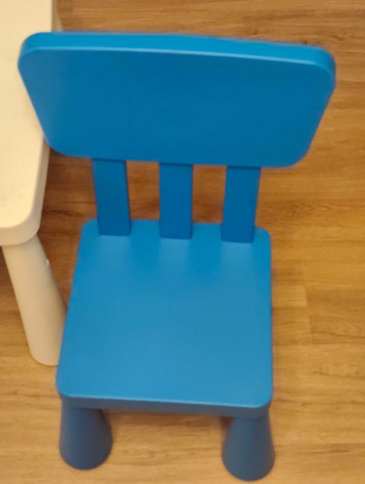 Stolik mammut + 2 krzesełka