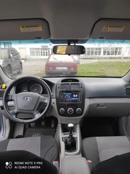 Машин хорошо состояние все норм можно по номеру звонить или на чате писать