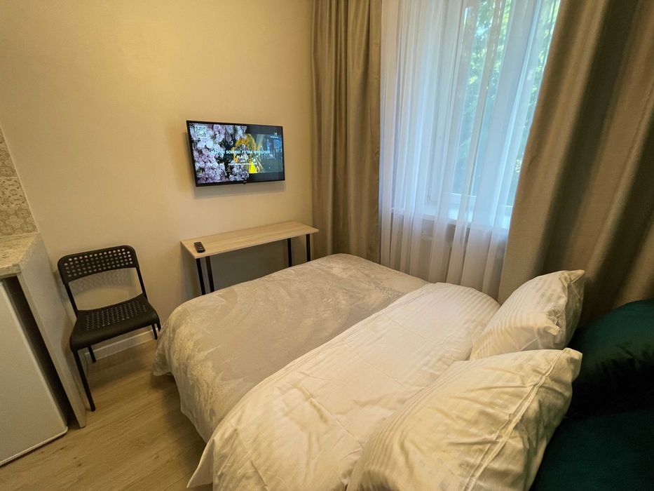 #A142 Квартира оренда посуточно / подобово 1 ПОВЕРХ, Інститут Амосова