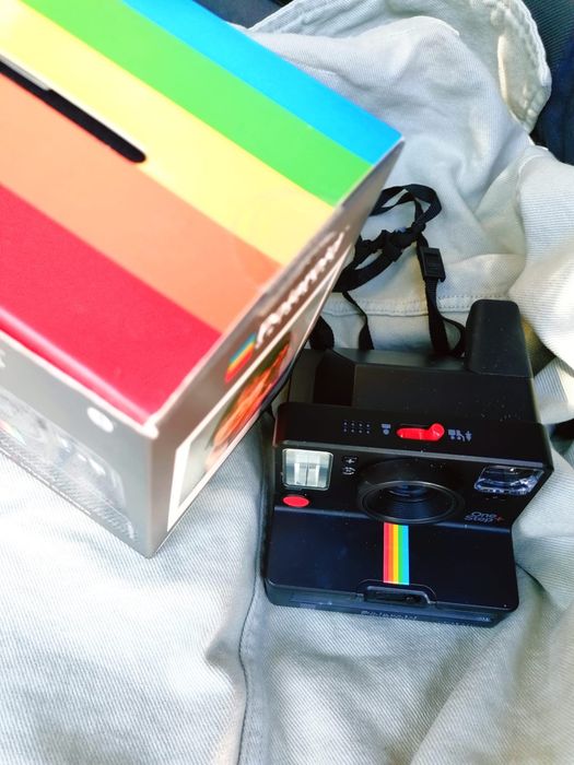 Polaroid Onestep + preta em ótimo estado.