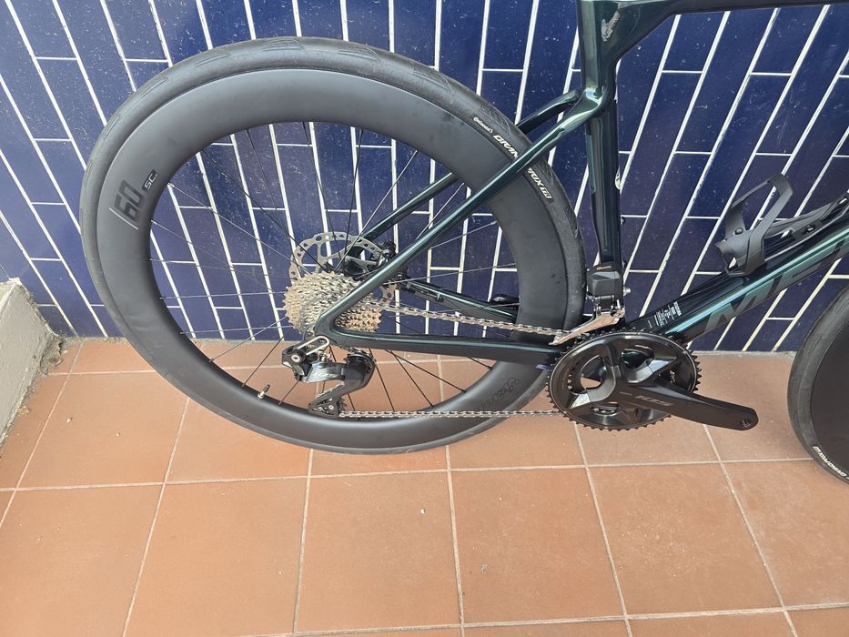 Merida com 105 di2 e rodas carbono nova