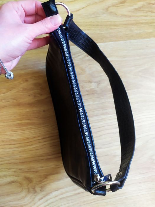 Сумка  багет  HM