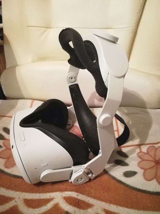 Комплект Oculus Quest 2 з додатками