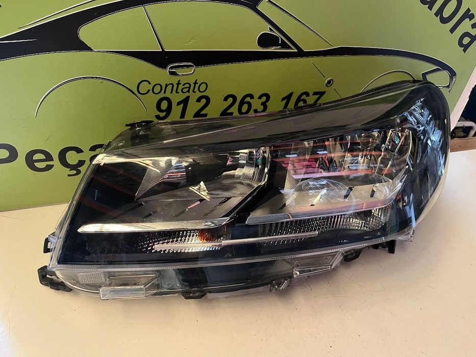 Expert / Jumpy / Proace / Vivaro - Farol Esquerdo - FF903