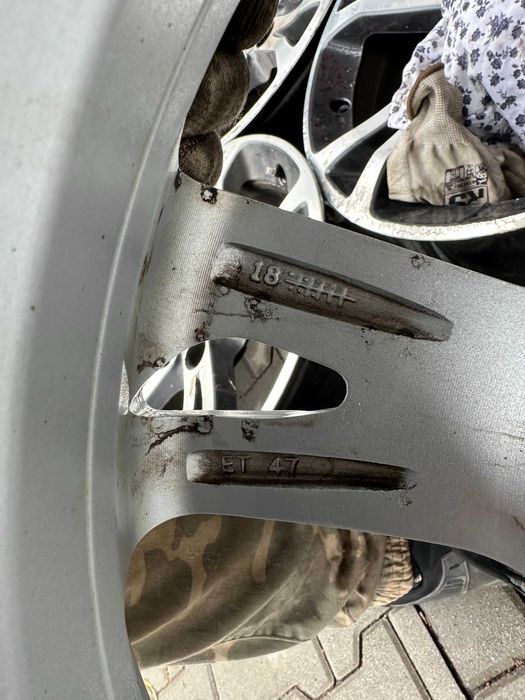 5x114,3 7j x 17" et47 Kia OE Hyundai komplet aluminiowe