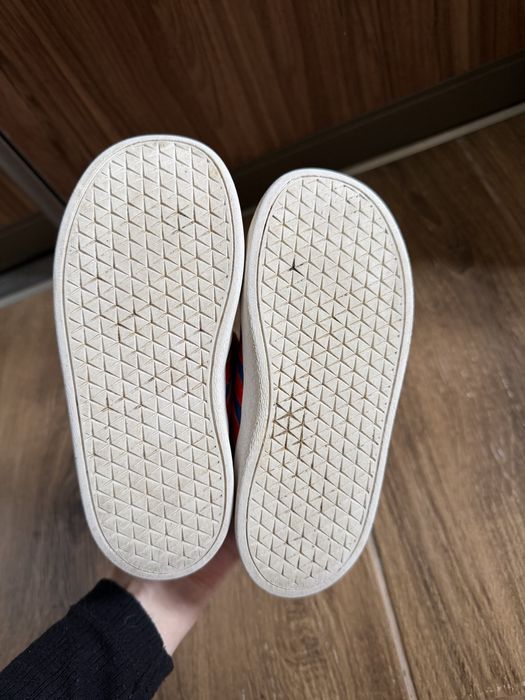 Adidas кросівки для хлопчика