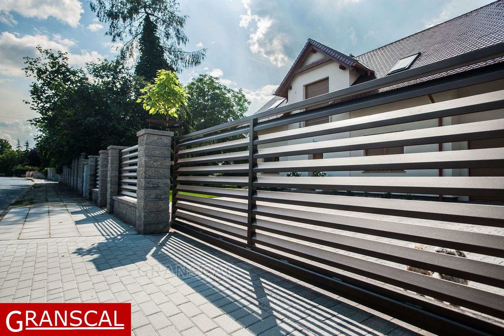 Ogrodzenie aluminiowe nowoczesne brama przesuwna furtka płot Poznań