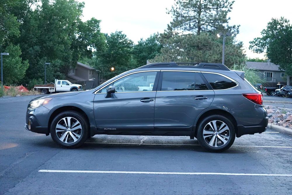Subaru Outback 2.5      2018
