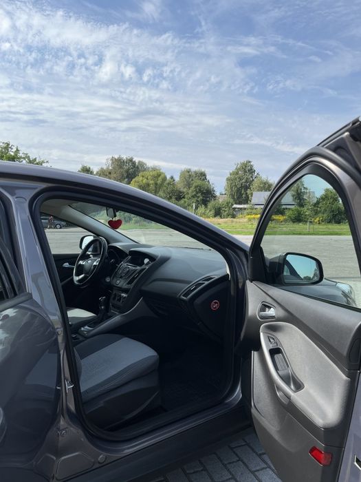 Продам Ford focus 1.0 MT(lll покоління)