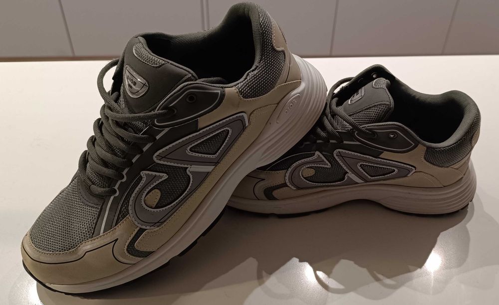 Dior B30 Countdown Sneaker (Olive Green)