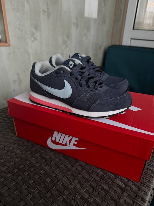 Кроссовки женские nike runner 2 оригинал 36 размер