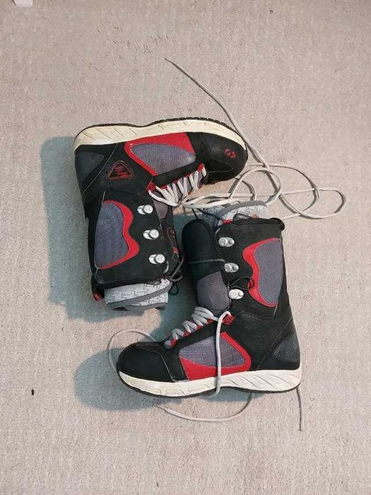 snowboard kit + bindings + boots64552624395395122