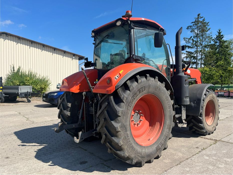 Kubota M6121 Kubota
