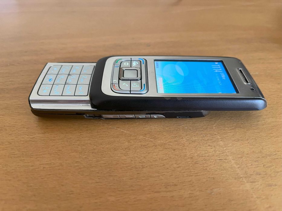 Nokia E65 Antigo