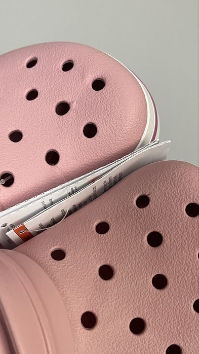 Уцінка Крокси рожеві crocband пудра petal pink 36