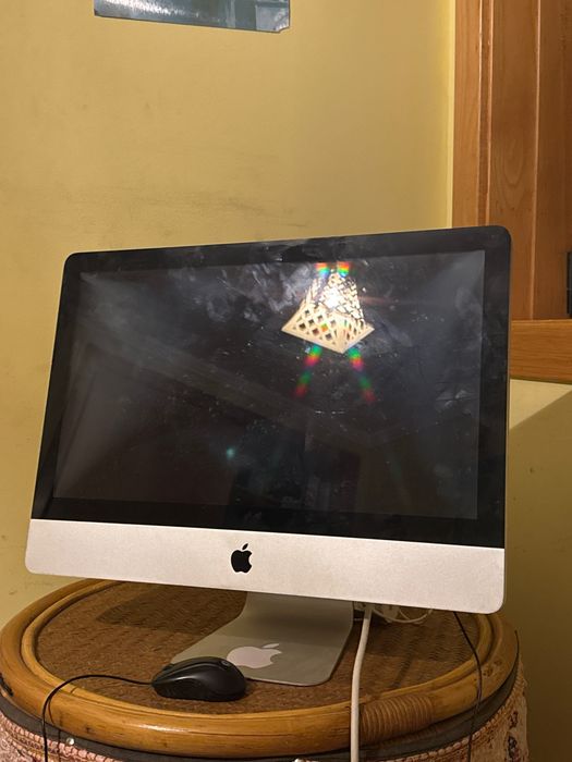 Pack Apple  - iMac 21.5" + WebCam iSight Original