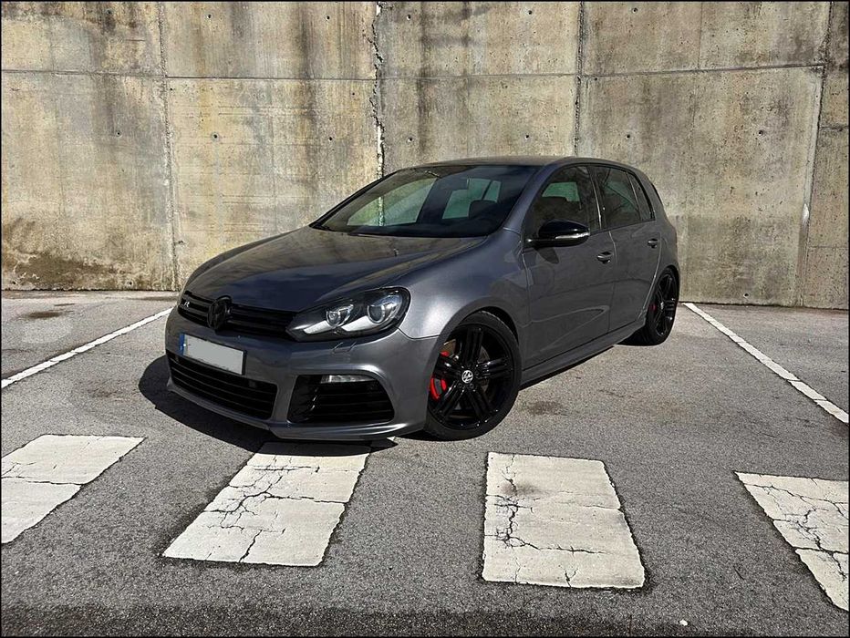 Volkswagen Golf R - Excelente Estado