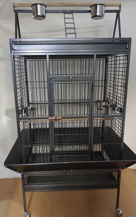 Diversas Gaiolas em loja