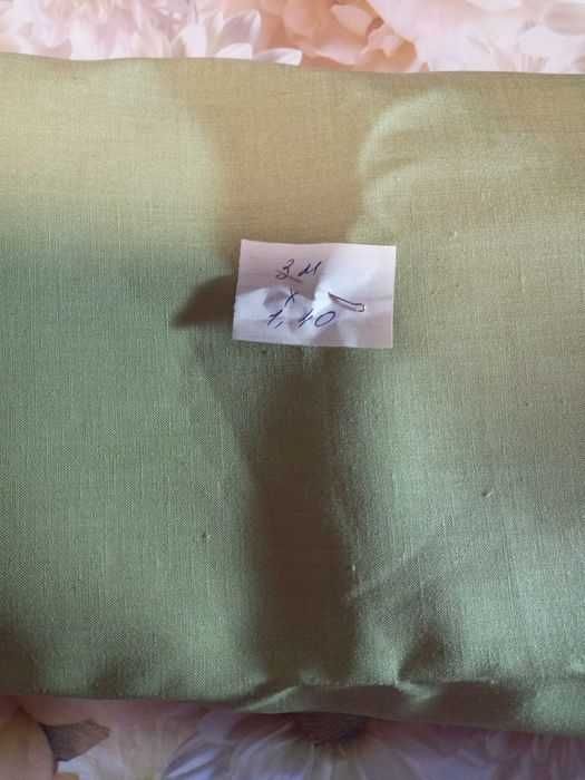 Ткань зеленого цвета на платье или костюм размер 3 м на 1,40 новая