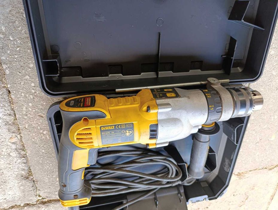 Wiertarka Dewalt D21570 2biegi 1300W sprzęgło udar wiertnica stan bdb