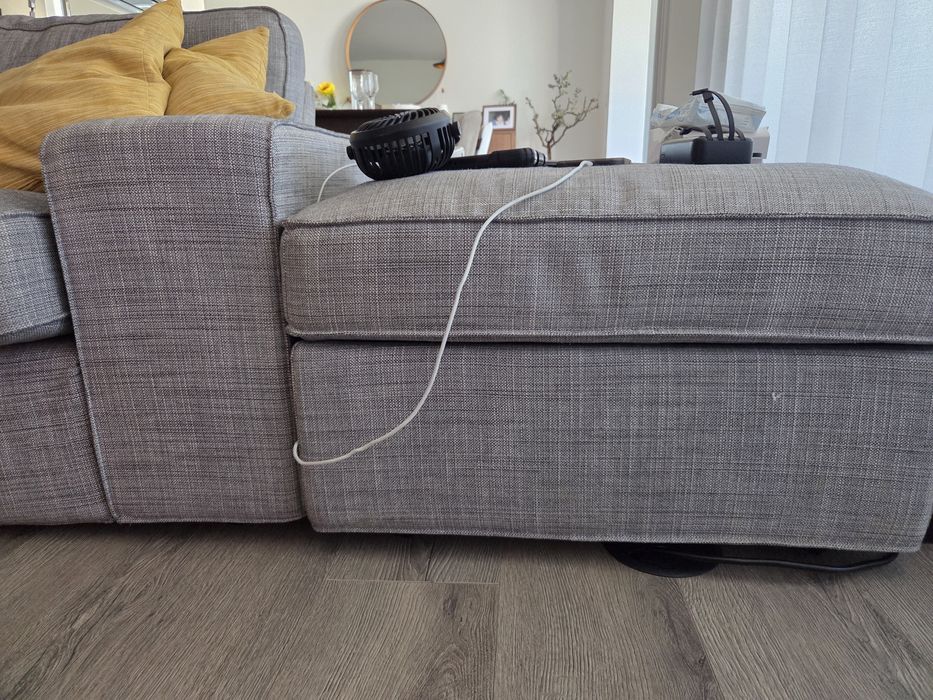 Sofa com chaise longue